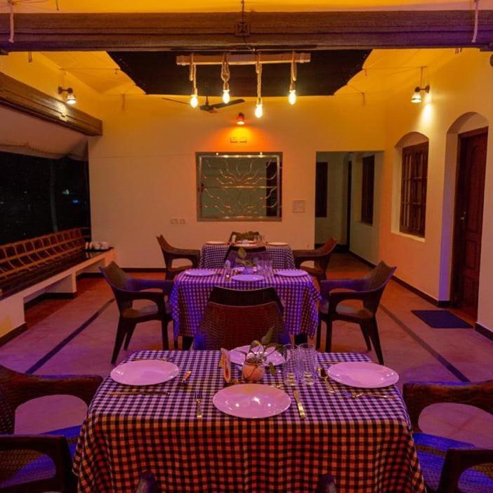 Fool'S Paradise Homestay Alappuzha Bagian luar foto