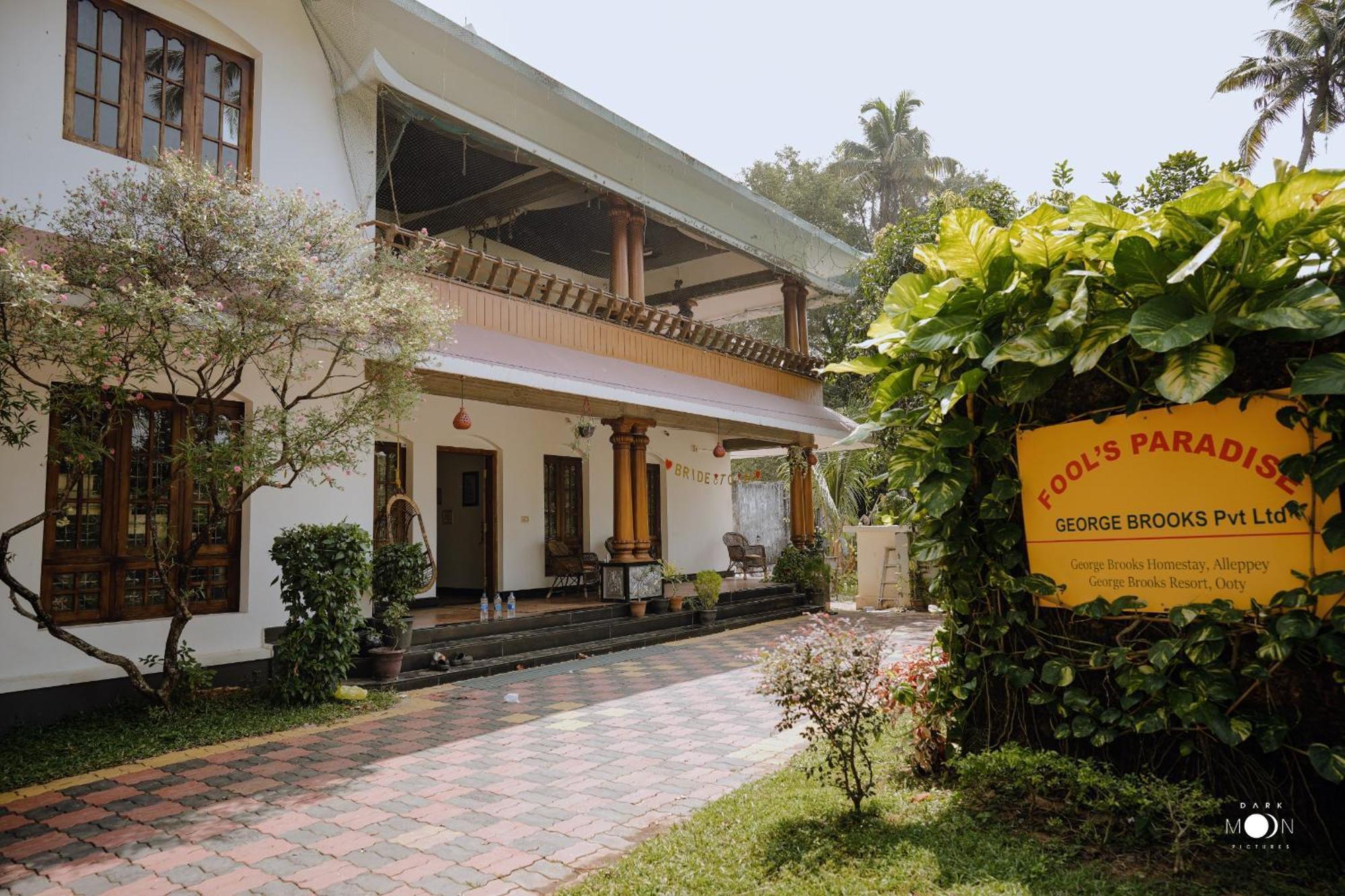 Fool'S Paradise Homestay Alappuzha Bagian luar foto