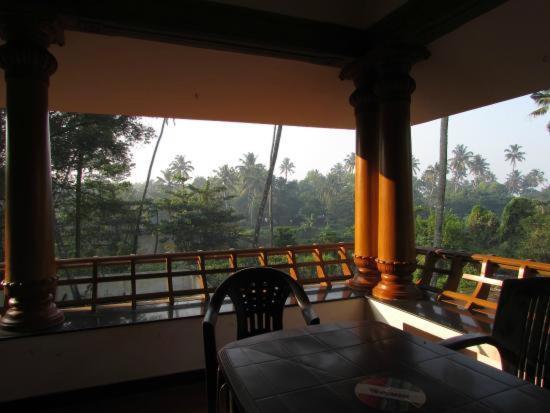 Fool'S Paradise Homestay Alappuzha Bagian luar foto